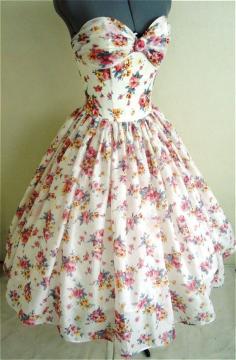 Cute vintage dress