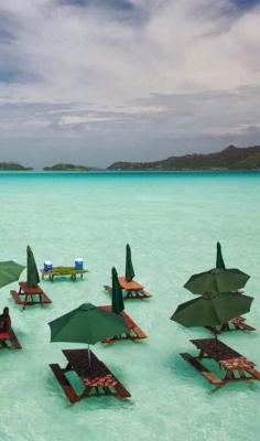 Casua lDining ~ Bora Bora - French Polynesia