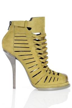 Alexander Wang Fall #fashion shoes #girl fashion shoes| http://newshoestrends.blogspot.com