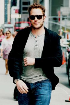 
                    
                        Chris Pratt
                    
                