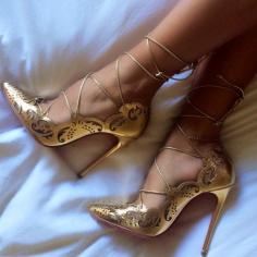 
                    
                        Louboutin Shoes Trends
                    
                