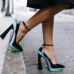 
                    
                        Unleash your inner shoe freak at Nasty Gal - shop sky-high heels, booties, platforms & more!
                    
                