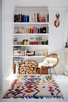 Rustic casual reading nook #interior #interiordesign