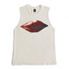 
                    
                        Kiss Tank. Xk
                    
                