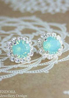 
                    
                        Aquamint seafoam wedding | Seafoam crystal earring | Bridesmaid earrings | #EndoraJewellery
                    
                