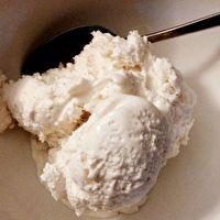 
                    
                        2-Ingredient Ice Cream by Mandy@TasteBook
                    
                