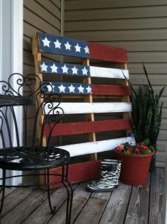 
                    
                        Pallet flag for front porch.. Pallets are so easy to get from many companies in town.
                    
                