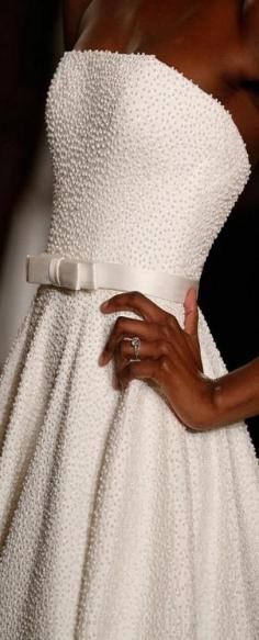 
                    
                        elegance wedding dress
                    
                