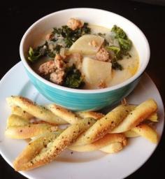 
                    
                        Paleo Zuppa Toscana and more Paleo soup recipes on MyNaturalFamily.com #paleo #soup #recipe
                    
                