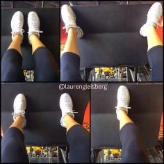 Switching up the stance on the leg press to better target the quads, hamstrings, or glutes! FITNESS BARBIE LAUREN GLEISBERG blog for daily workouts, healthy recipes, motivation, and more! 72 repins as of 12.31.13.