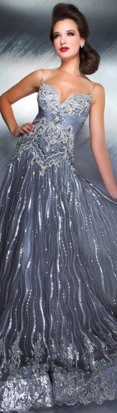 
                    
                        MacDuggal..luv this gown in this color as well as the pink  jjdress.net
                    
                