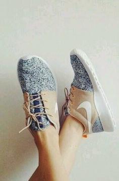 
                    
                        Lovely nike workout fashion shoes
                    
                