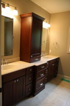 
                    
                        I really like the double sink set up with the cabinet in the center.
                    
                