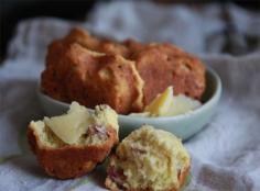 
                    
                        Ham Cornbread Muffins: fennel, rosemary, ham and cornmeal muffins.  A great start to the day or an easy lunch
                    
                