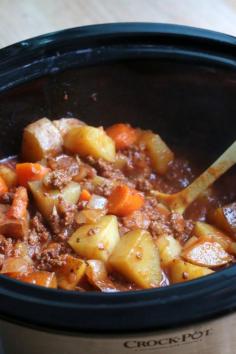
                    
                        Looking for a budget meal this week? I made this Poor Man's Stew for $6.24 and it feeds 5 people! I put ground beef, russet potatoes, carrots, onions, tomato paste,
                    
                