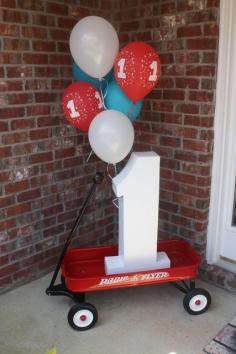 
                    
                        Photo 4 of 18: little red wagon / Birthday "Fulton's 1st Birthday" | Catch My Party
                    
                