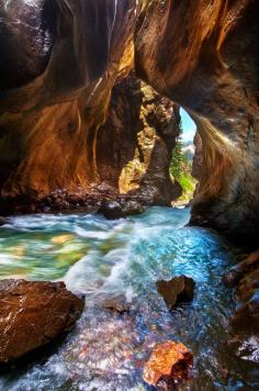 
                    
                        Box Canyon Falls, CO
                    
                