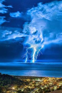 
                    
                        Ocean Lightning, Pacifica, California
                    
                