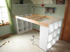 
                    
                        DO IT YOURSELF WHITE CRAFT DESK
                    
                