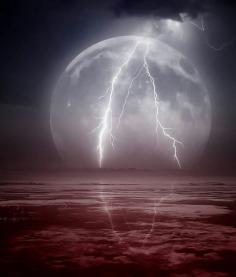 moon lightning ~La Luna~