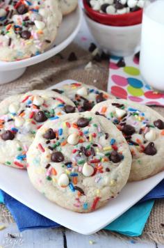 Funfetti Cake Batter Chocolate Chip Cookies - uses an entire box of cake mix!