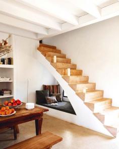 
                    
                        Amazing staircase  #interiors #contemporaryfurniture #homedecor #furniture #homeinspiration   www.sierralivingc...
                    
                