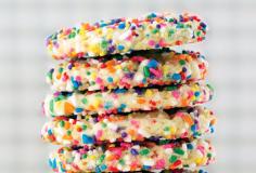 
                    
                        Confetti Cookies Recipe | Leite's Culinaria
                    
                