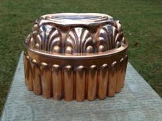
                    
                        Victorian 8" Antique Gothic Copper Jelly Cake Dessert Mold  R & W #405 Tin Lined
                    
                