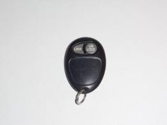 
                    
                        Chevrolet Oldsmobile Pontiac Keyless Entry Remote Fob 2 Button 10335582-88 #ChevroletPontaicOldsmobile
                    
                