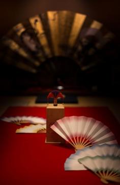 
                    
                        Japanese paper fans, Sensu 扇子
                    
                