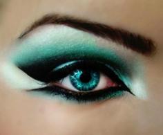 
                    
                        aqua eye makeup via ohsopictures
                    
                