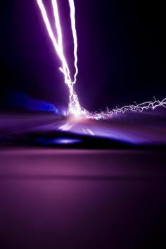 
                    
                        Amazing Shot - Lightening From A Moving Car !
                    
                