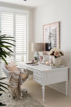 
                    
                        An utterly feminine workspace, crafted by Verandah House. Serious love-eyes in QH HQ! {Image: Steve Ryan, Rix Ryan Photography}
                    
                