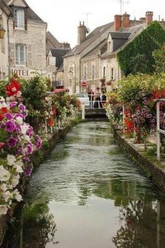 
                    
                        Beaugency, Loire Valley, France.
                    
                