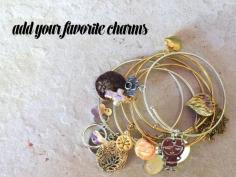 
                    
                        How to make Embellished Bangles | Alonso Sobrino Hnos. Co. & Inc. Druzy Beads and Fabrics
                    
                