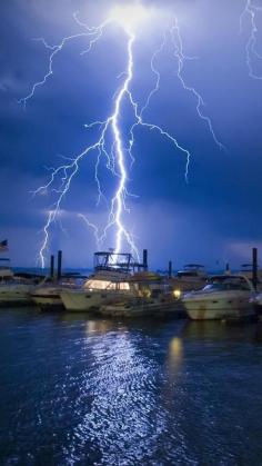 nature's fury in lightning | Mother Natures Fury and Beauty