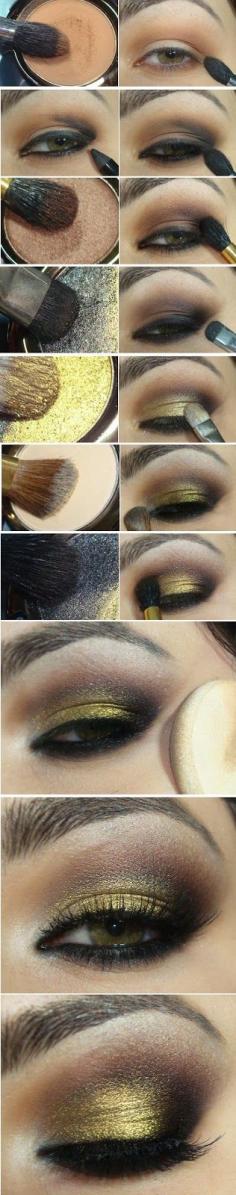 
                    
                        Gold and Brown Smokey Makeup Tutorials
                    
                