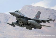 
                    
                        General Dynamics F-16A Fighting Falcon Luftforsvaret 672 338 Sqn, RNoAF
                    
                