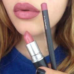 make-up twig mac lipstick  with whirl Mac liner
