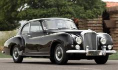 
                    
                        1954-Bentley-R-Type-Continental-Fastback-Sports-Saloon
                    
                