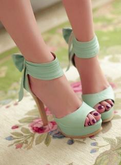 
                    
                        Amazing Mint High heels Platform Lovely Bow Design.
                    
                