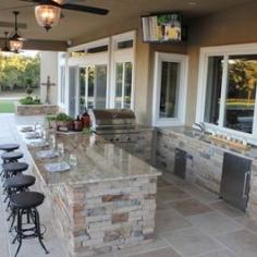 Outdoor Kitchen. Outdoor living.