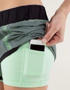 
                    
                        "lululemon athletica shorts" The pocket is inside ! So cool !
                    
                