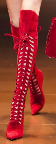 
                    
                        Versace Fall 2014 - any red not is stunning but these....take the prize!
                    
                