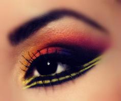 
                    
                        Amazing makeup tumblr page. Tons of inspiration.
                    
                