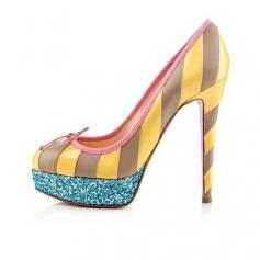 
                    
                        Latest Christian Louboutin Foraine 140mm Platforms Yellow/Stone Perfect colour and classical design.
                    
                