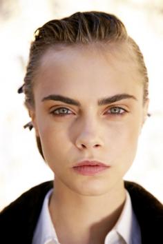 
                    
                        The fascinating, ever-changing fashion of eyebrows
                    
                