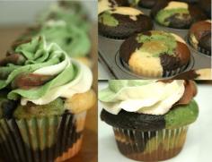 
                    
                        MILITARY FOOD FUN - CAMOUFLAGE CUPCAKES WITH CAMO FROSTING!
                    
                