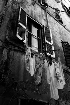 I love laundry photography AND black and white photography Are you an artist? Are you looking for one? Join b-uncut, the Art Exchange art.blurgroup.com