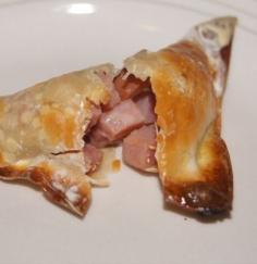 
                    
                        Ham and Cheese Mini Pockets | Slender Kitchen
                    
                